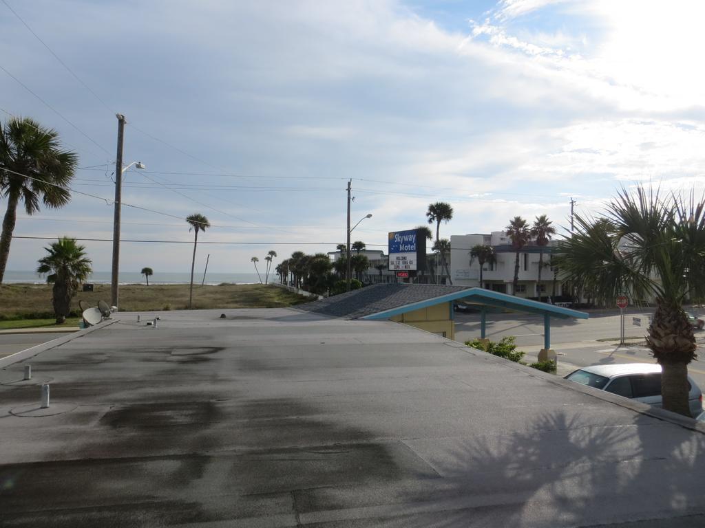 Skyway Motel